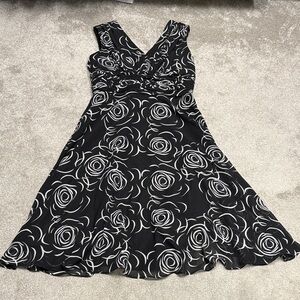 Black Rose-Print Midi Dress with V-Neck